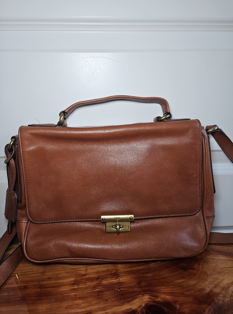 Fossil Leather Crossbody Bag – Brown